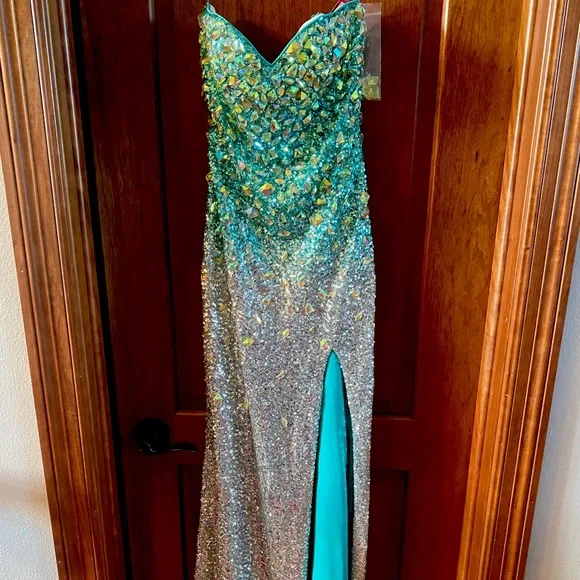 La Femme | Dresses | Silver And Teal Sparkly Strapless Open Back Prom Dress  | Poshmark